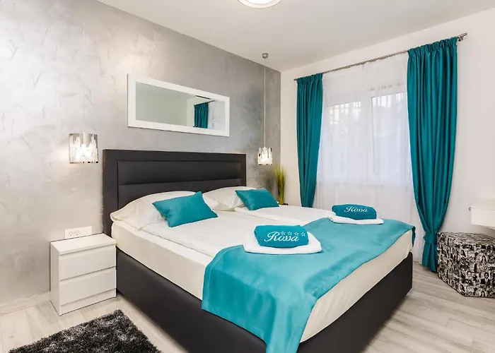 Semesterbostad Front In